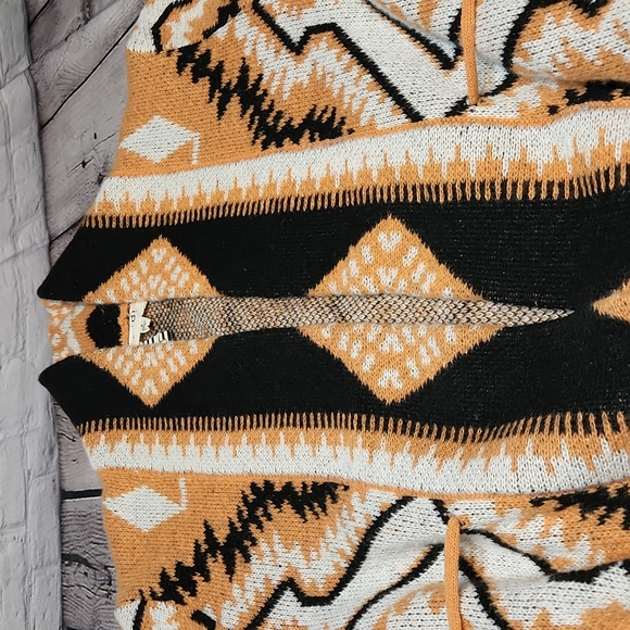 Bibi Aztec sweater Size S - Picture 2 of 11